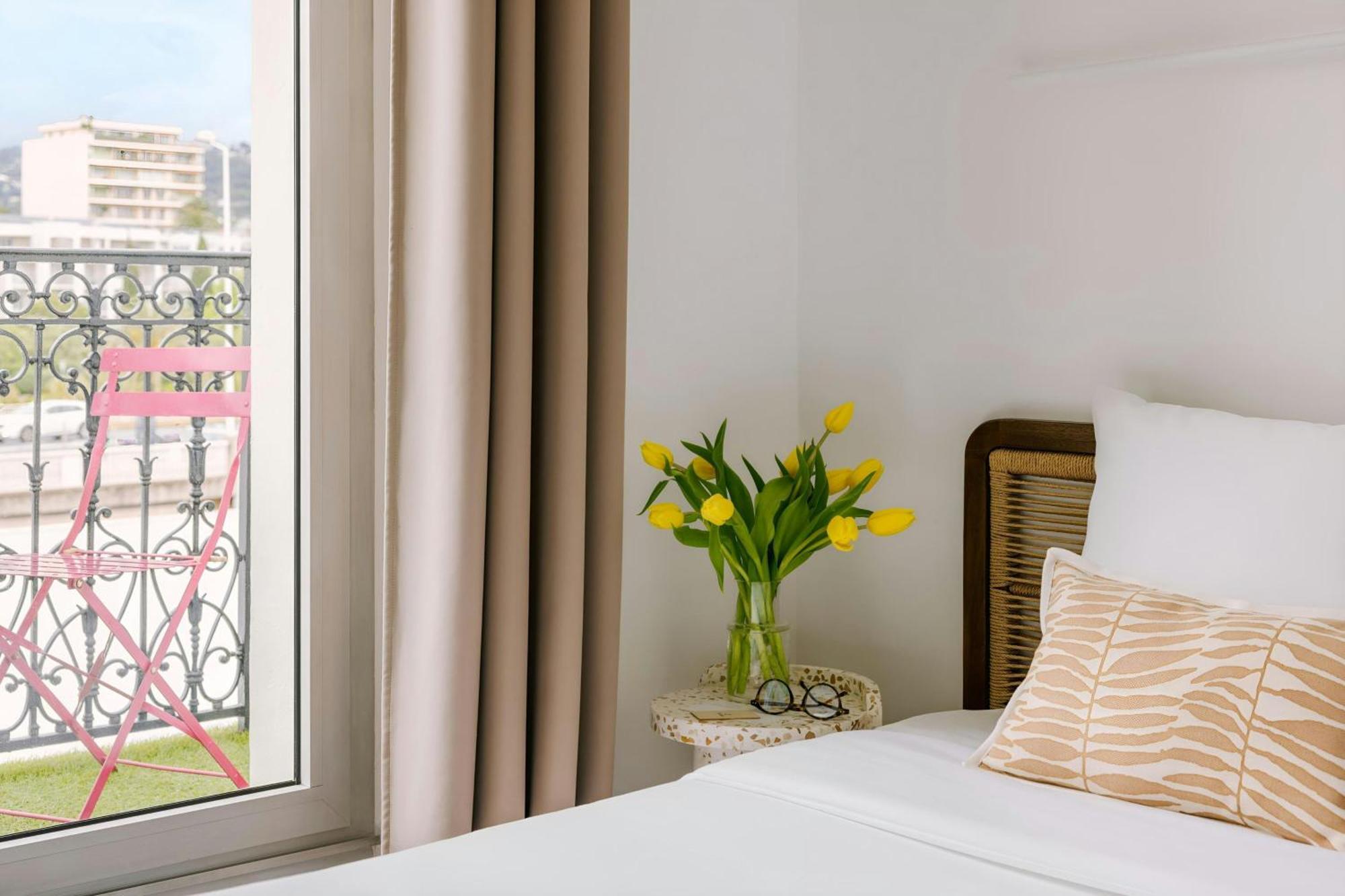 Yelo Lumiere Hotel Centre Ville, Sonder By Marriott Bonvoy Hotel