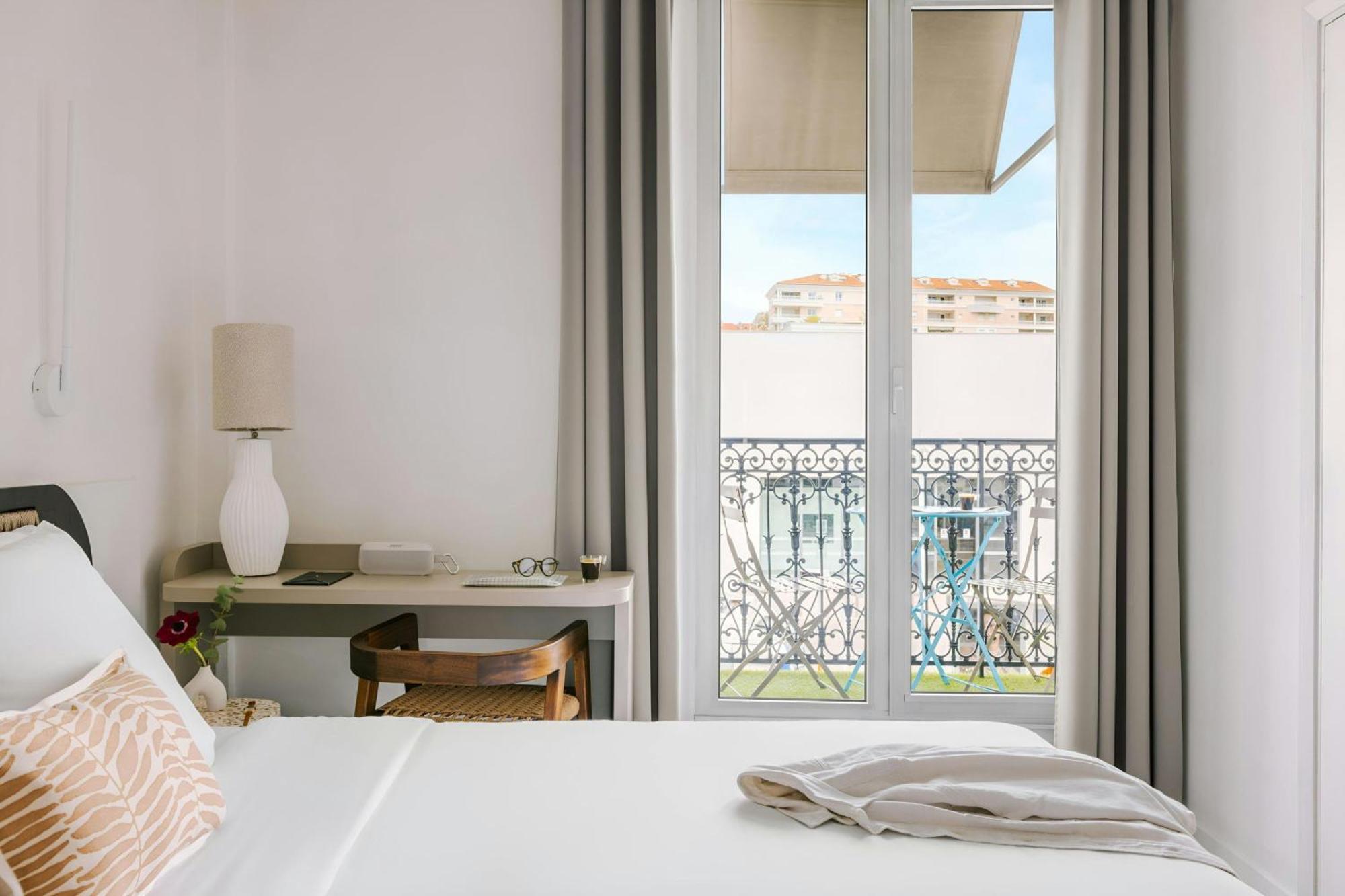 Hotel Yelo Lumiere Hotel Centre Ville, Sonder By Marriott Bonvoy 4*