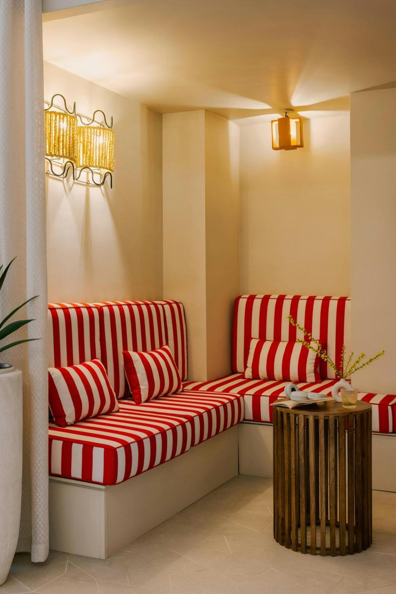 Yelo Lumiere Hotel Centre Ville, Sonder By Marriott Bonvoy 4*